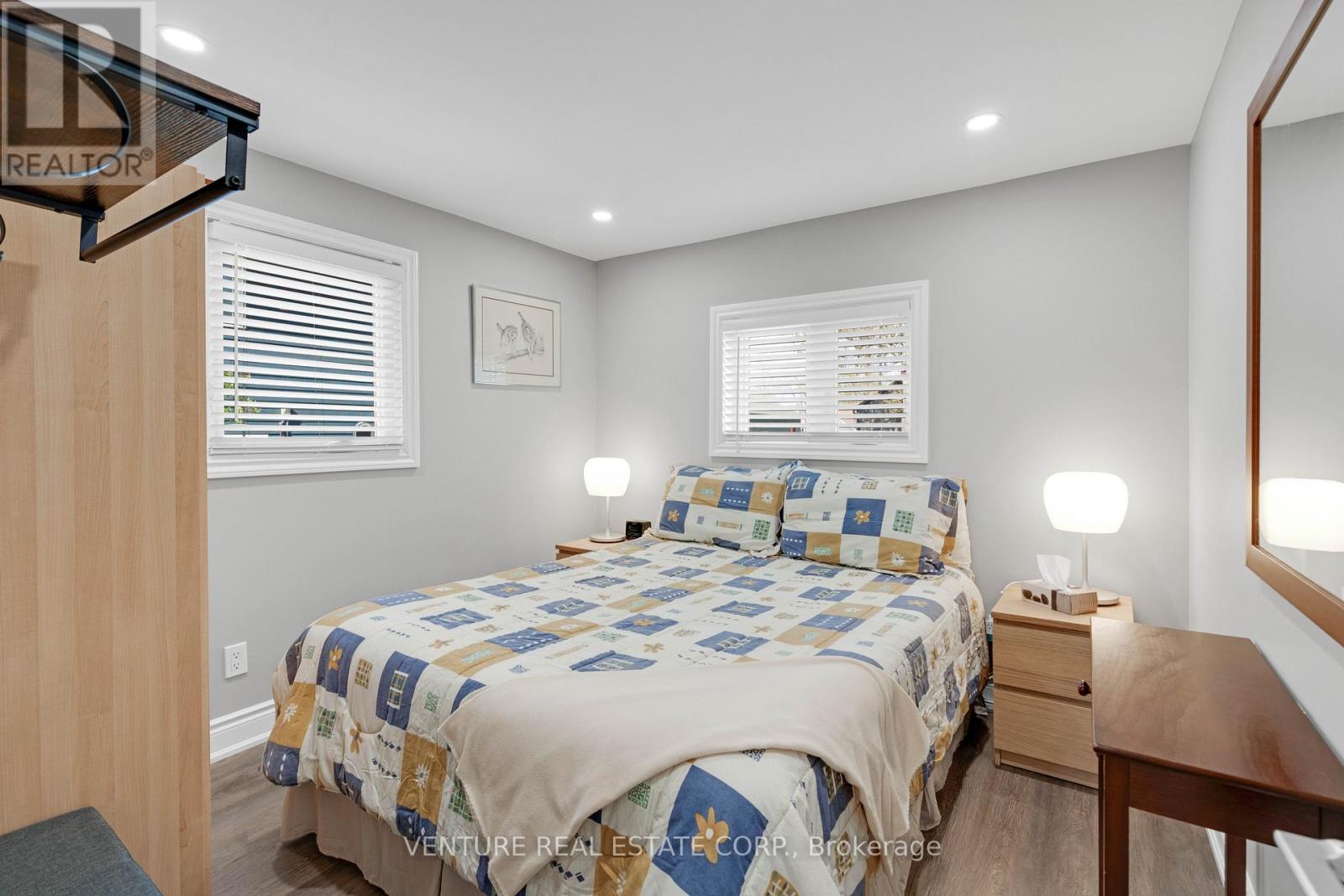 50 FOREST AVENUE - 21