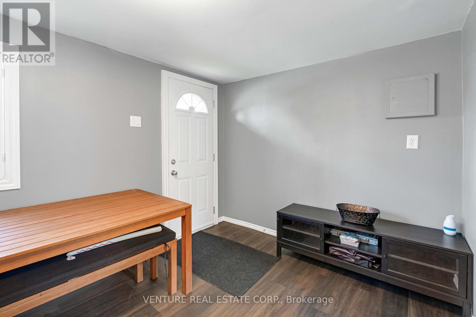50 FOREST AVENUE - 28