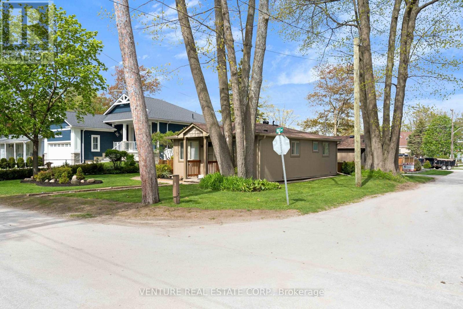 50 FOREST AVENUE - 6
