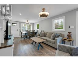 50 Forest Avenue, Wasaga Beach, ON L9Z2K4 Photo 16