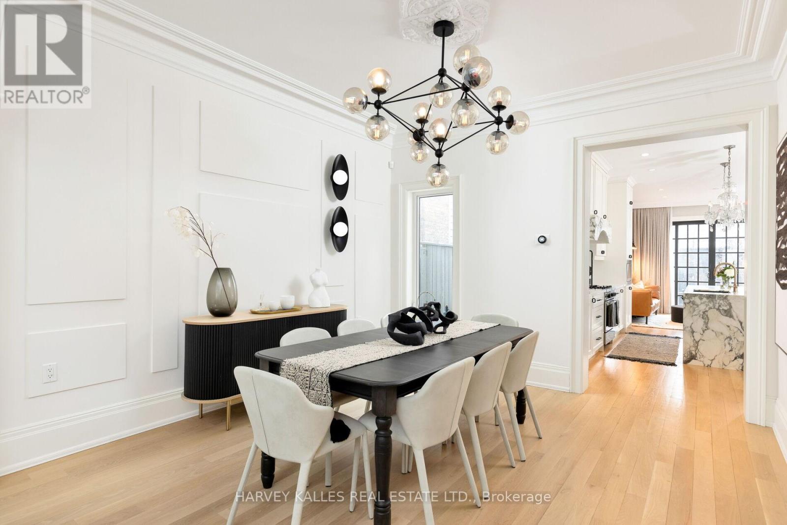 38 SORAUREN AVENUE - 10