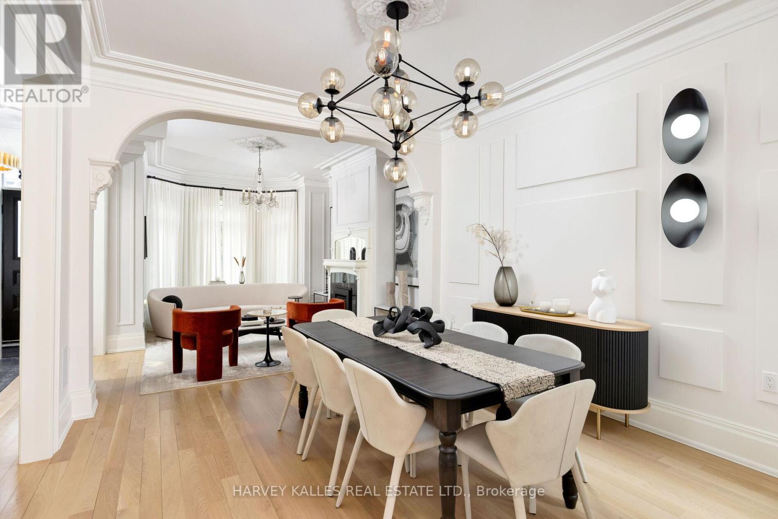 38 SORAUREN AVENUE - 12