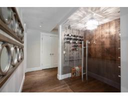 14378 Blackburn Avenue, White Rock, BC V4B3A1 Photo 12