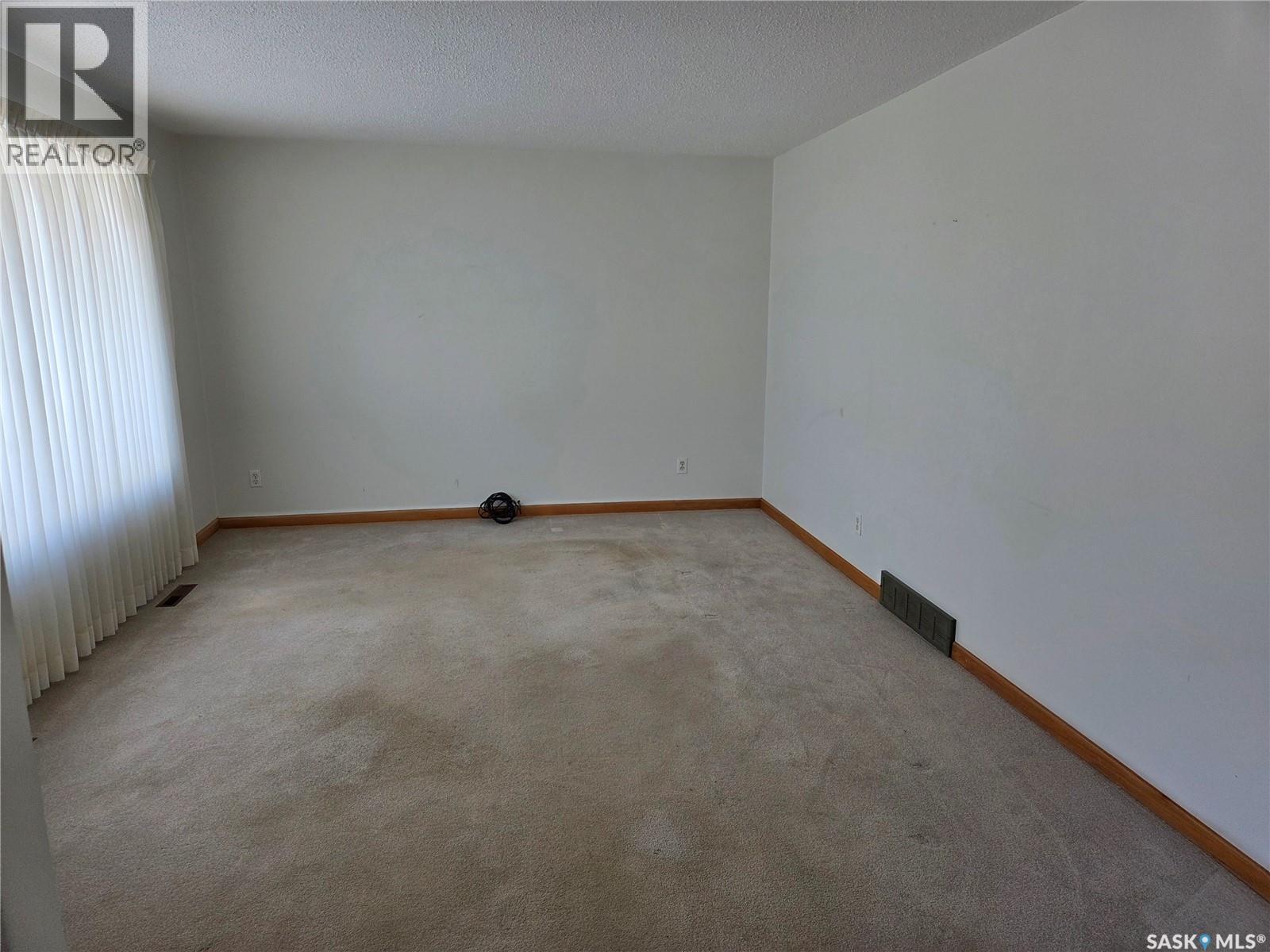718 98th AVENUE - 8