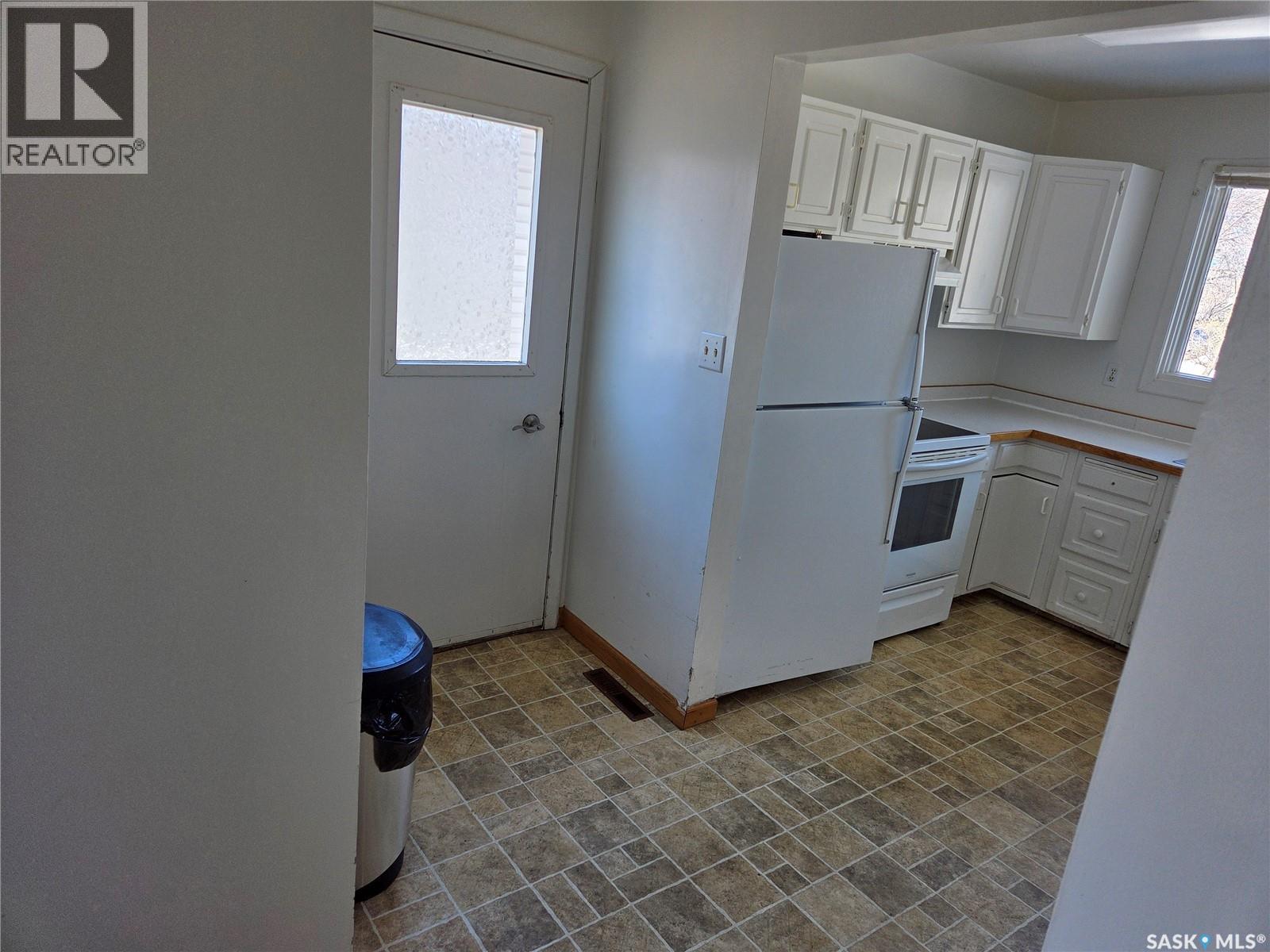 718 98th AVENUE - 6
