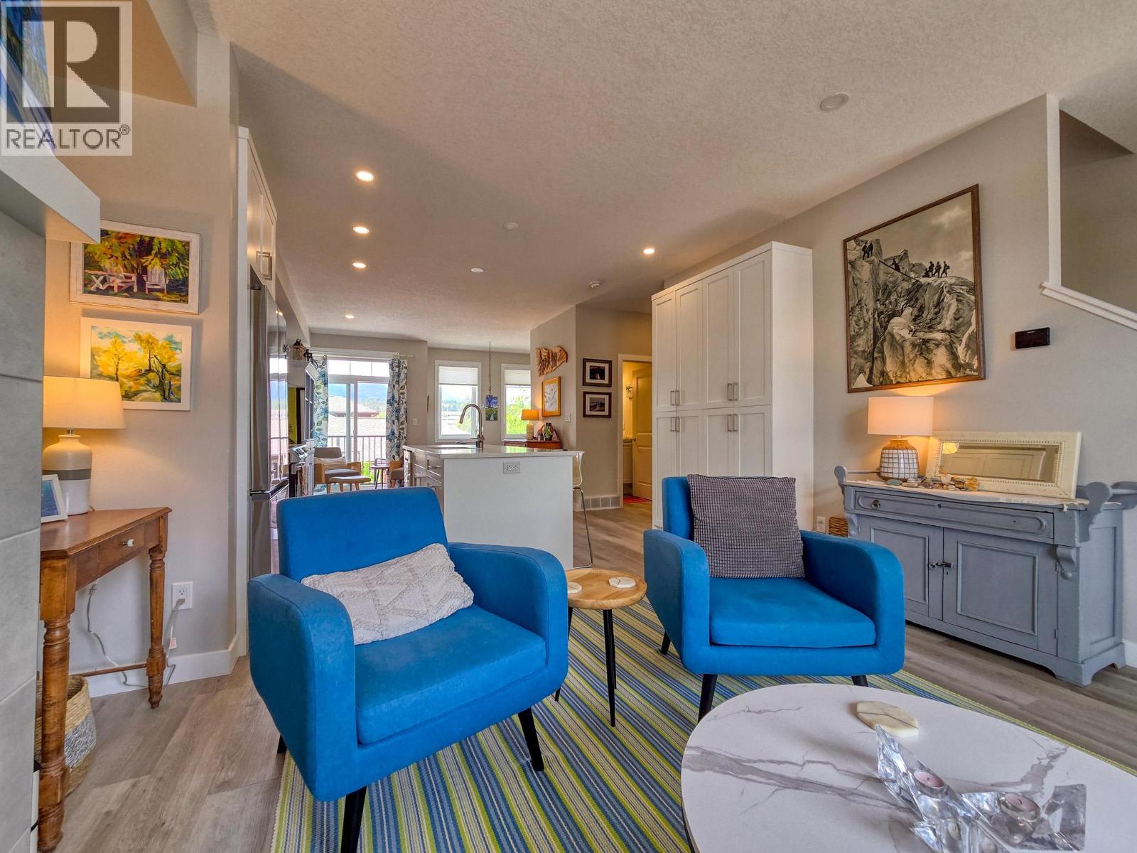 #3 902 6TH Avenue - 11