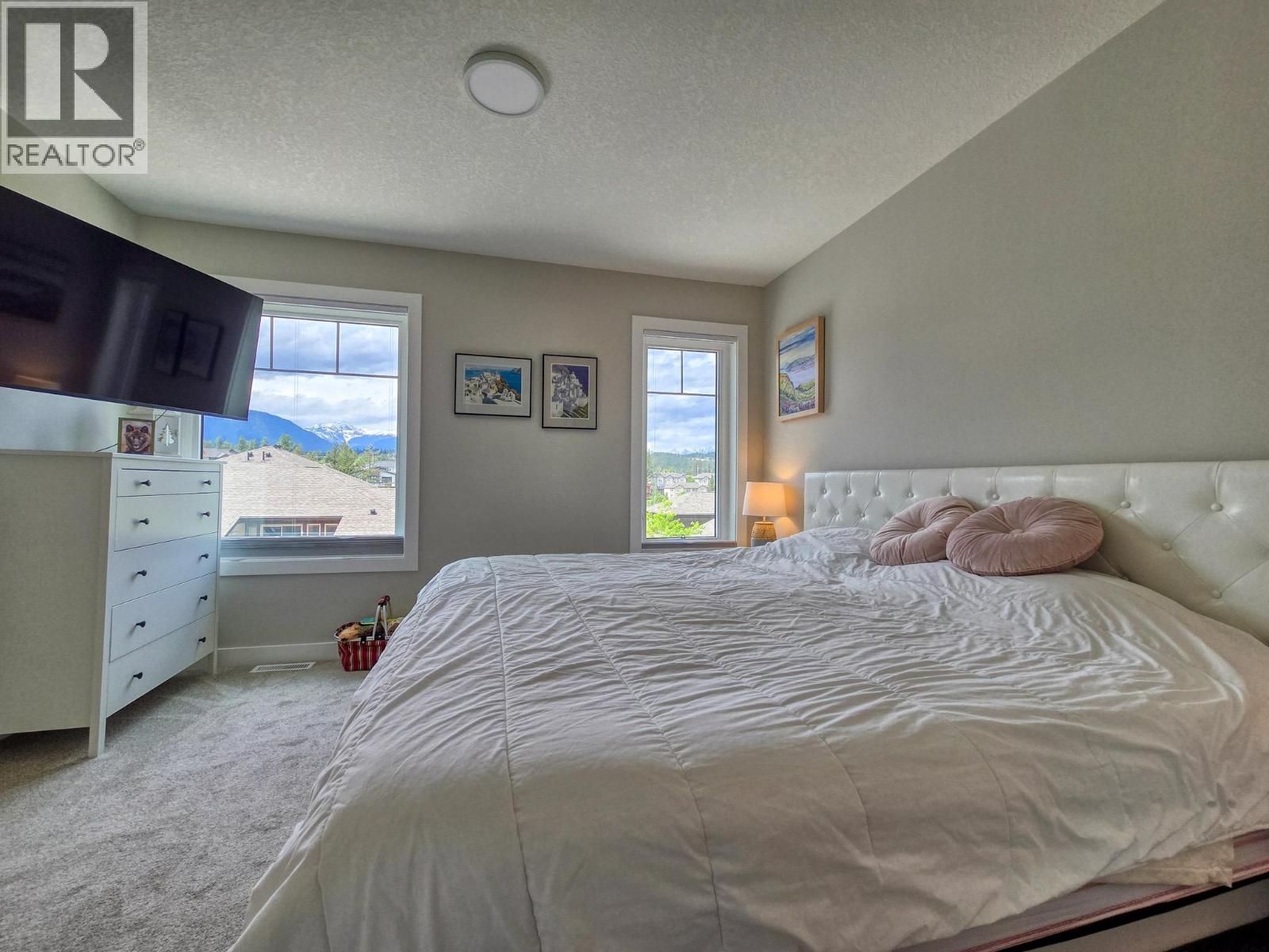 #3 902 6TH Avenue - 25