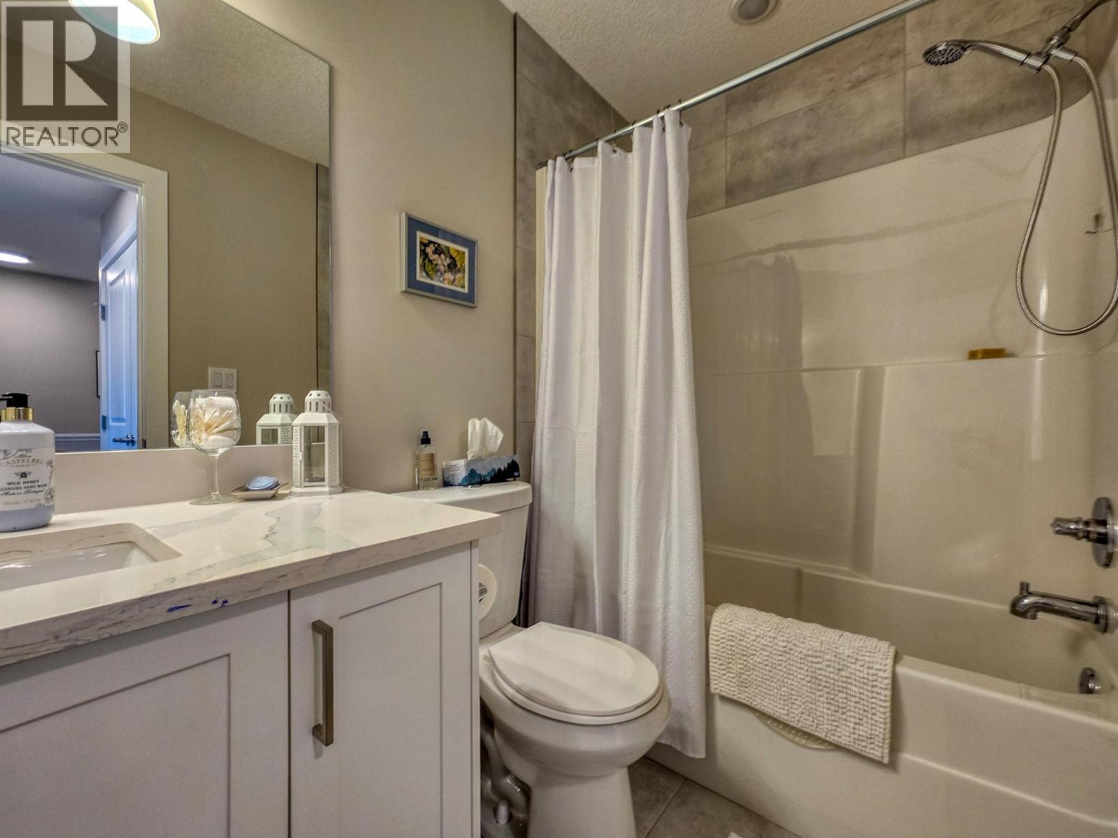 #3 902 6TH Avenue - 37