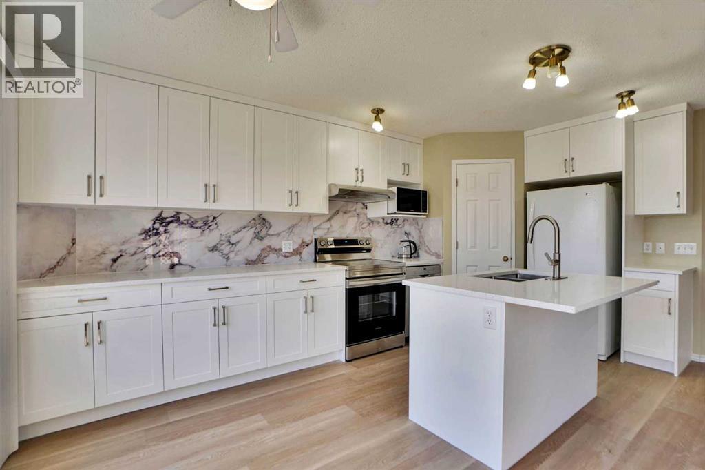 6 Somerset Close SW - 13