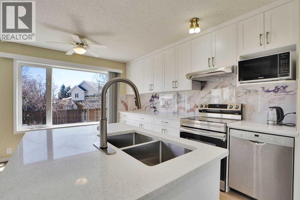 6 Somerset Close SW - 14