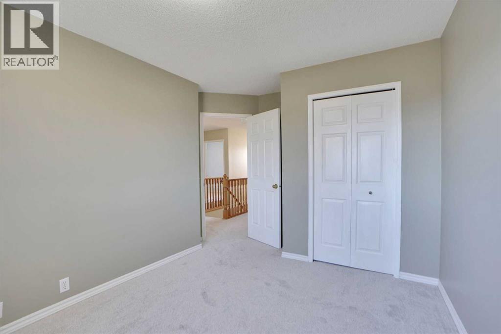 6 Somerset Close SW - 26