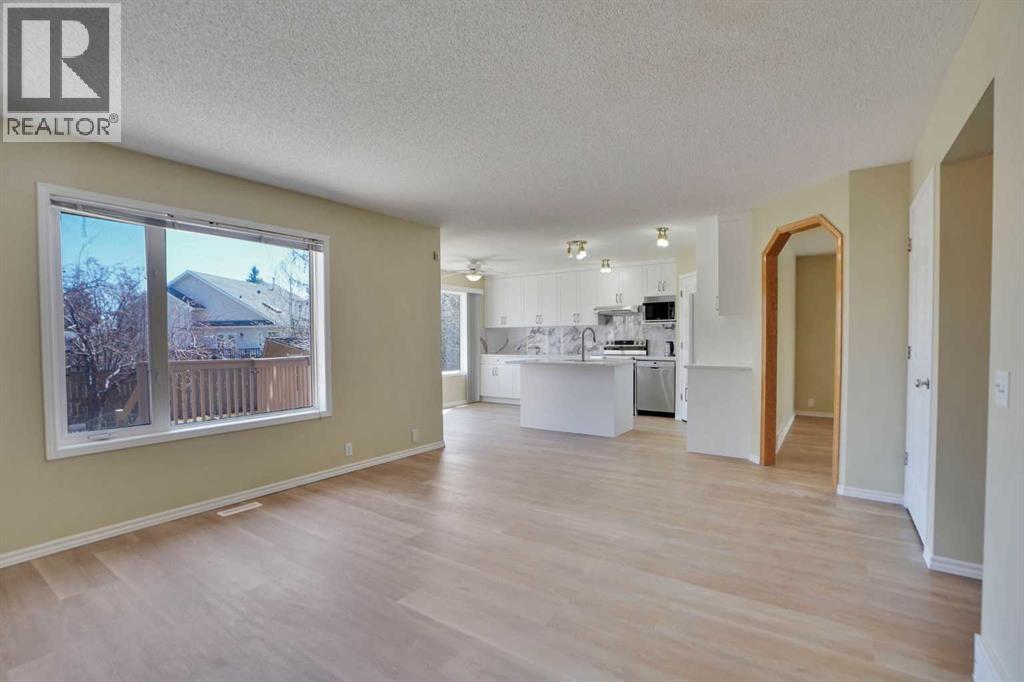 6 Somerset Close SW - 8