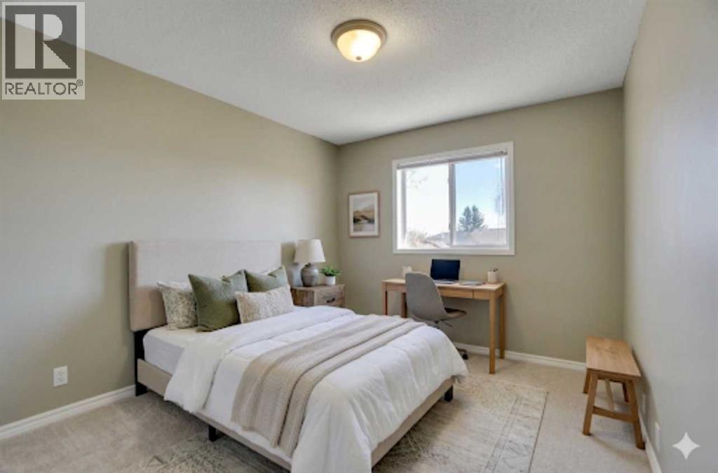 6 Somerset Close SW - 25