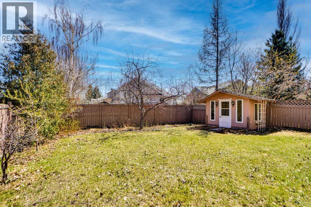 6 Somerset Close SW - 36