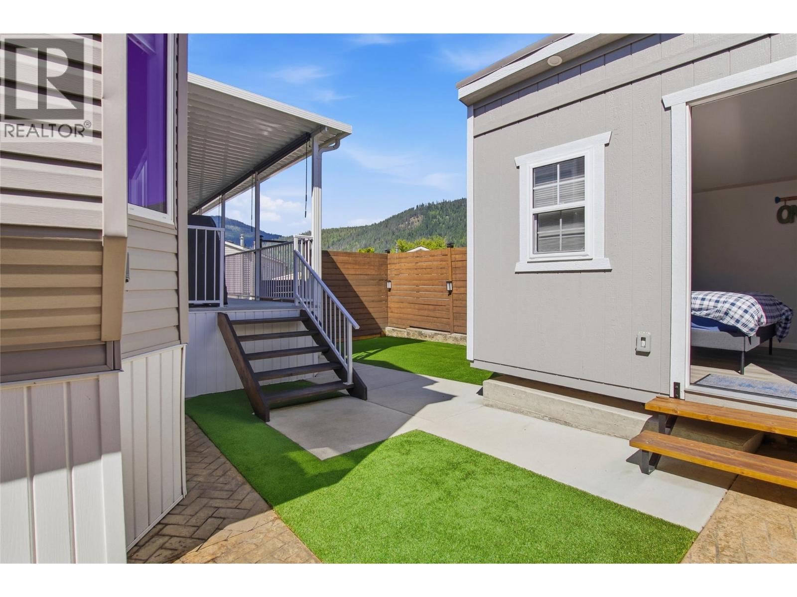 8242 97a Highway Unit# 30, Mara