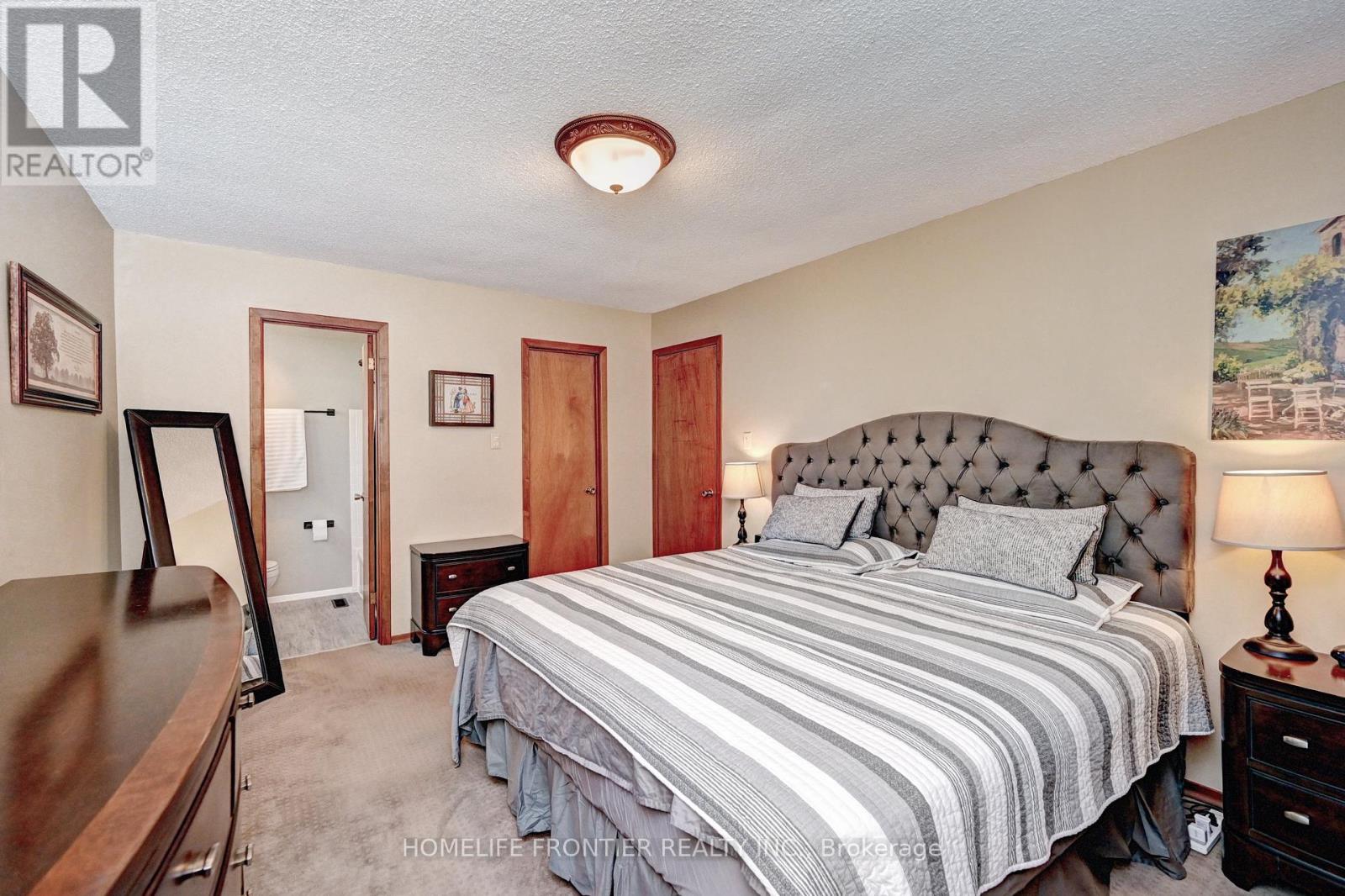 4-bedroom home for sale at 121 FOREST ROAD, Brantford ON · photo 18 of 36