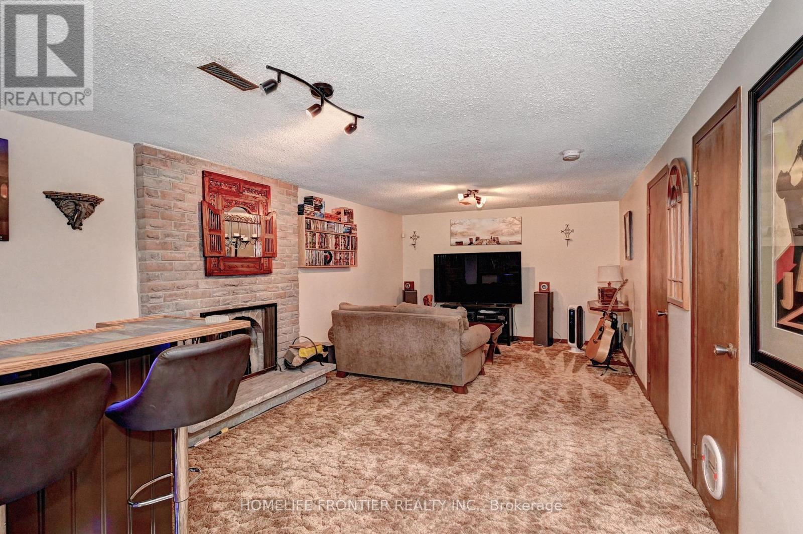 4-bedroom home for sale at 121 FOREST ROAD, Brantford ON · photo 26 of 36
