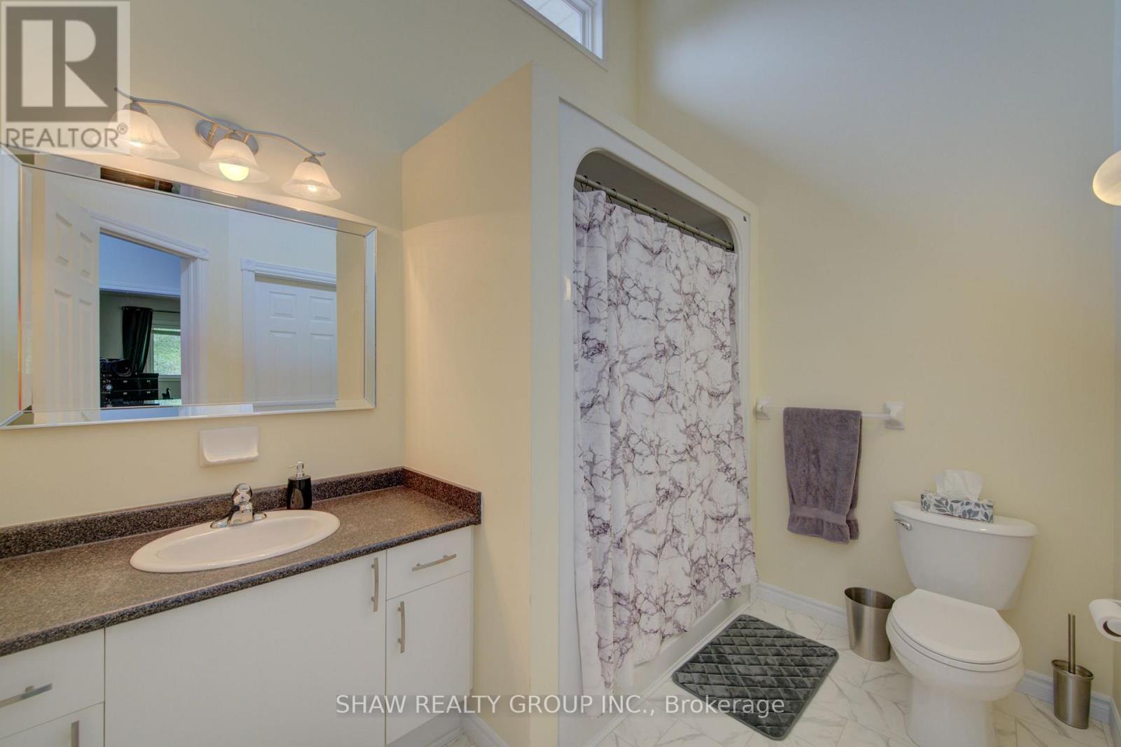 58D HARRIS AVENUE - 18