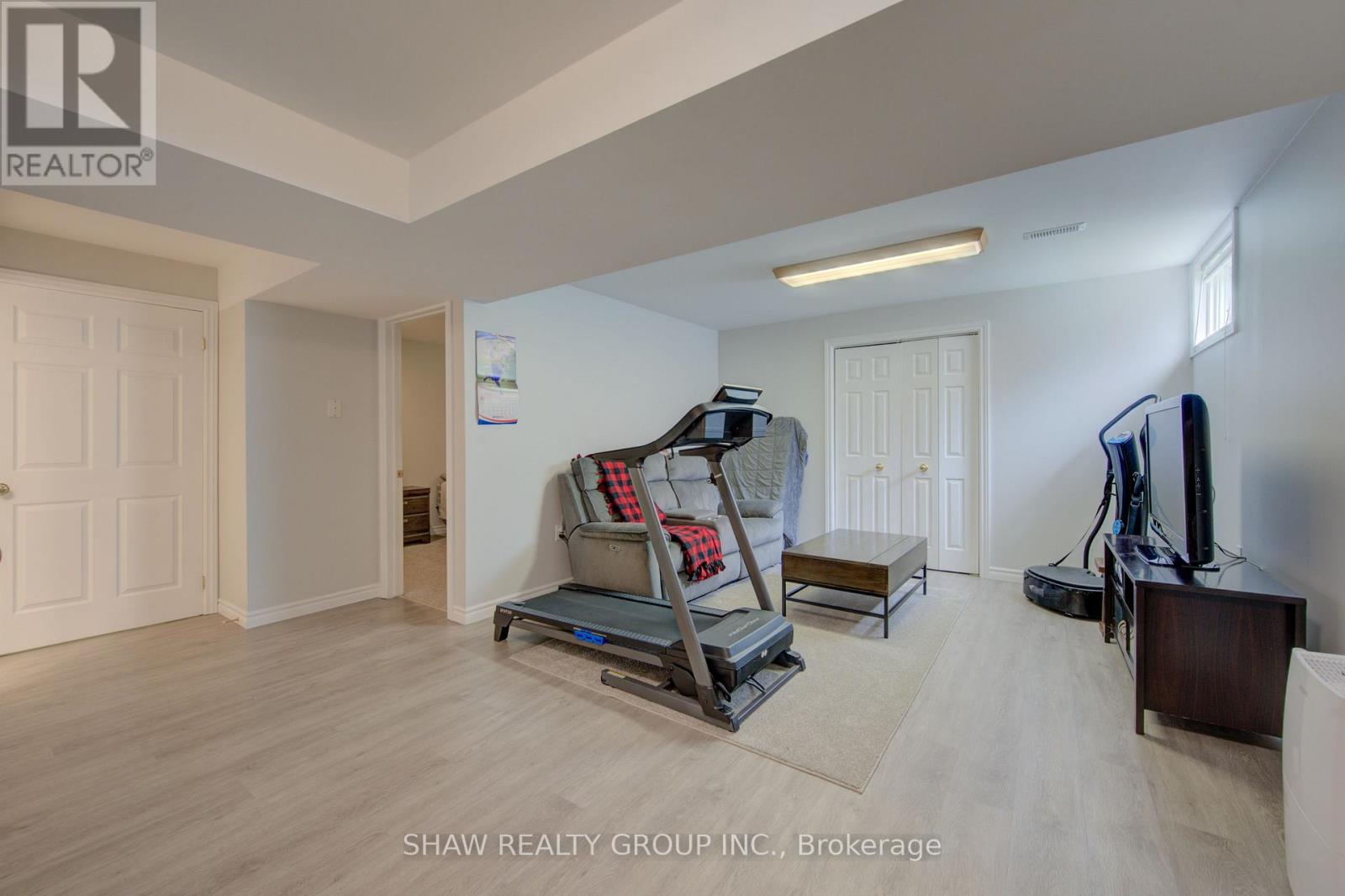 58D HARRIS AVENUE - 28