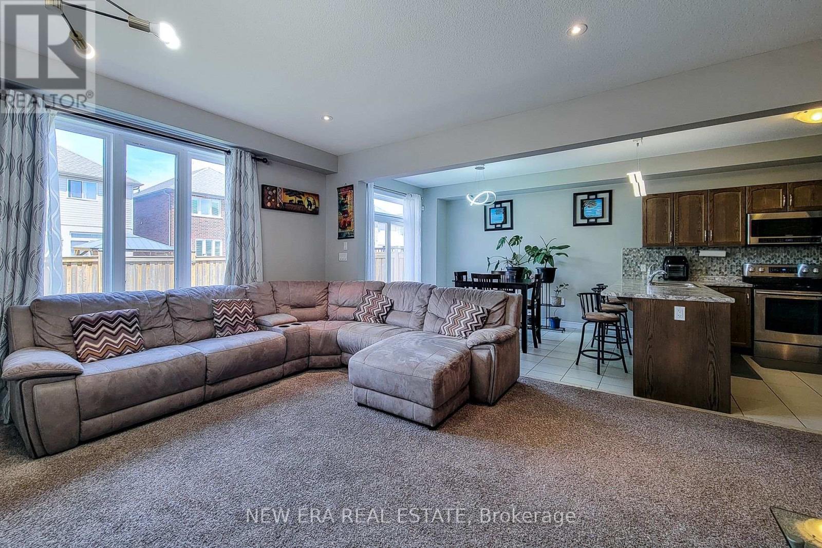40 FAIRGROUNDS DRIVE - 10