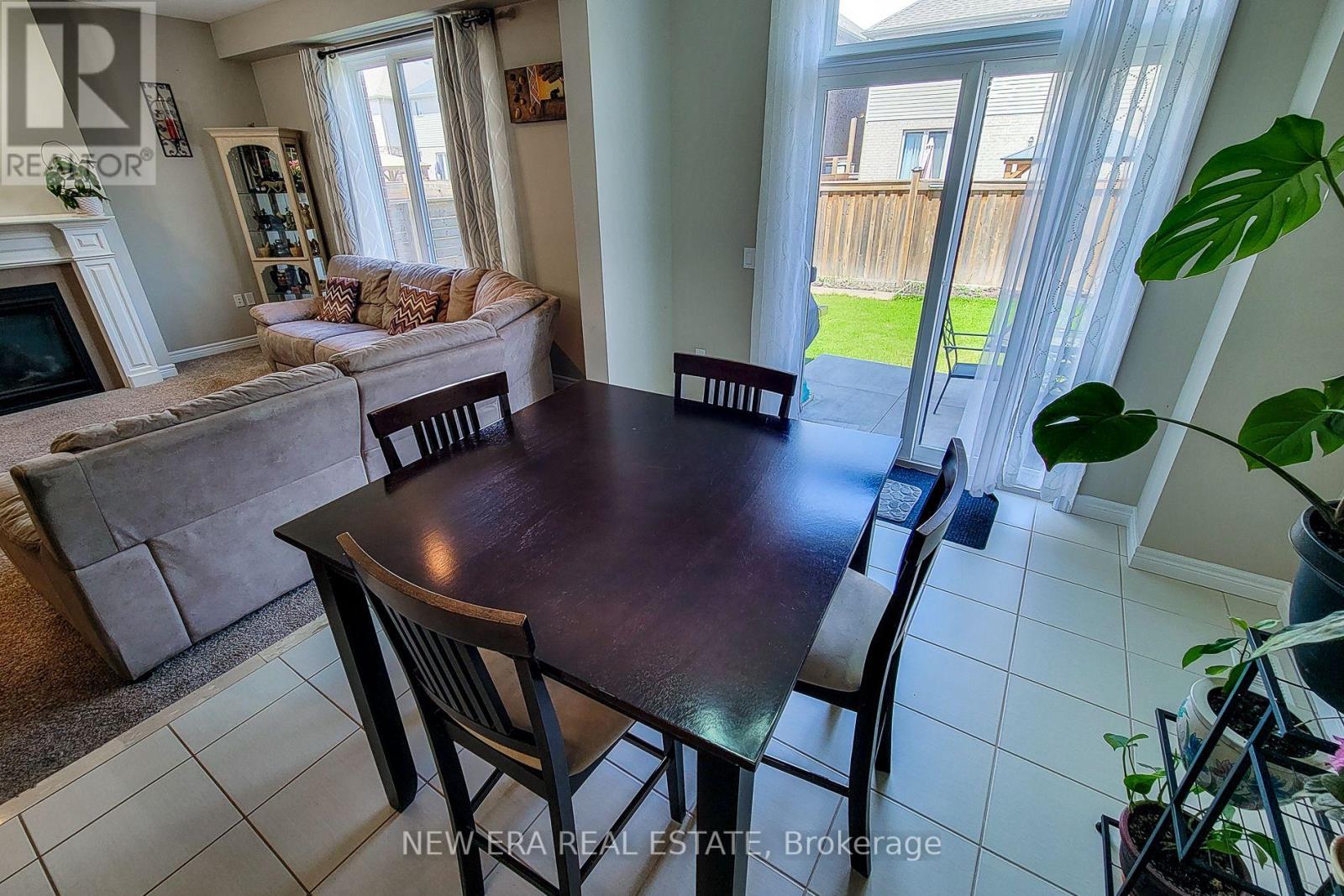 40 FAIRGROUNDS DRIVE - 17