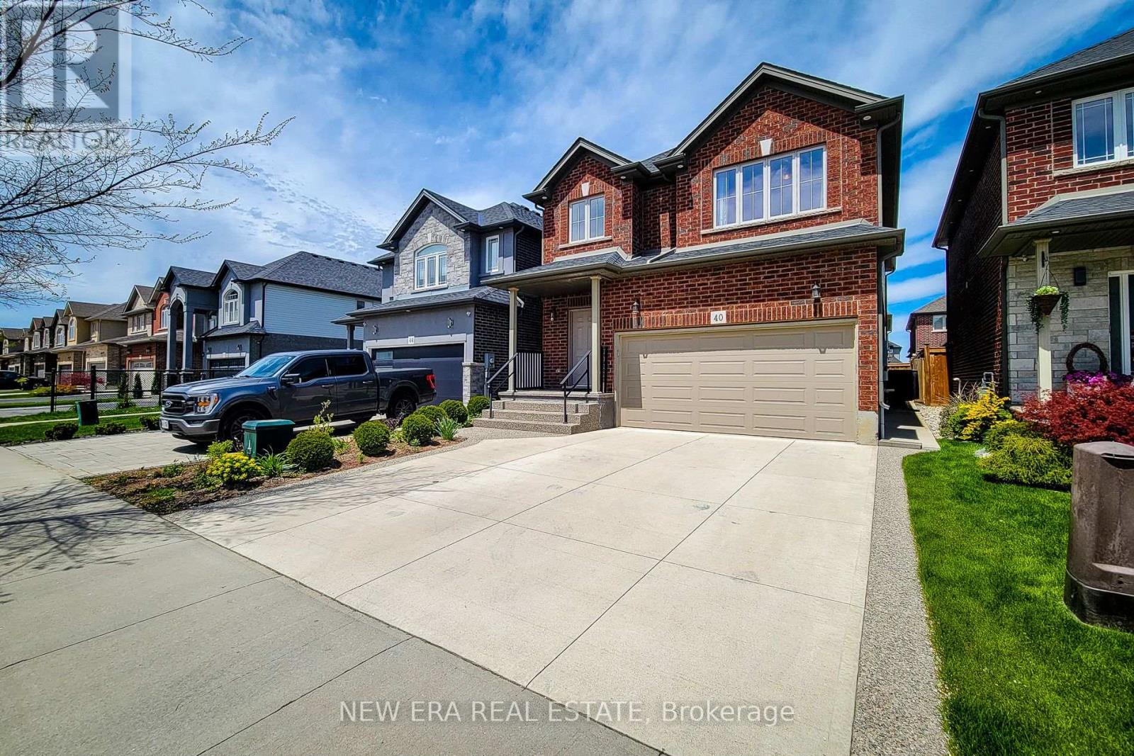 40 FAIRGROUNDS DRIVE - 2