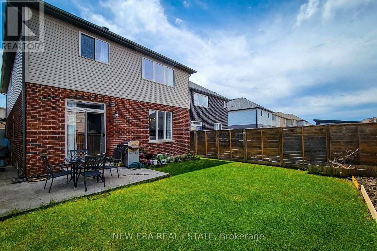 40 FAIRGROUNDS DRIVE - 5