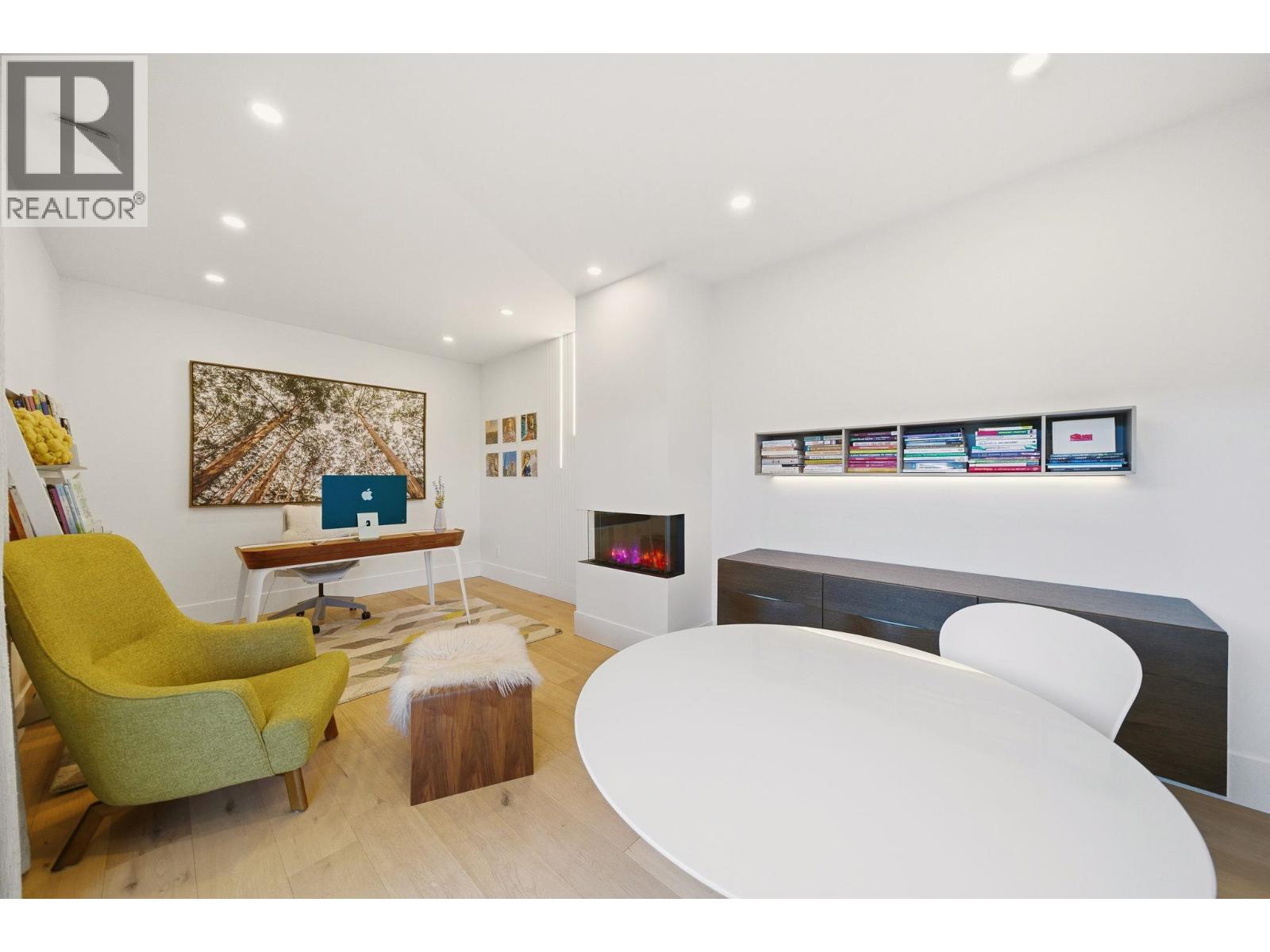 308 E 6TH STREET — main photo