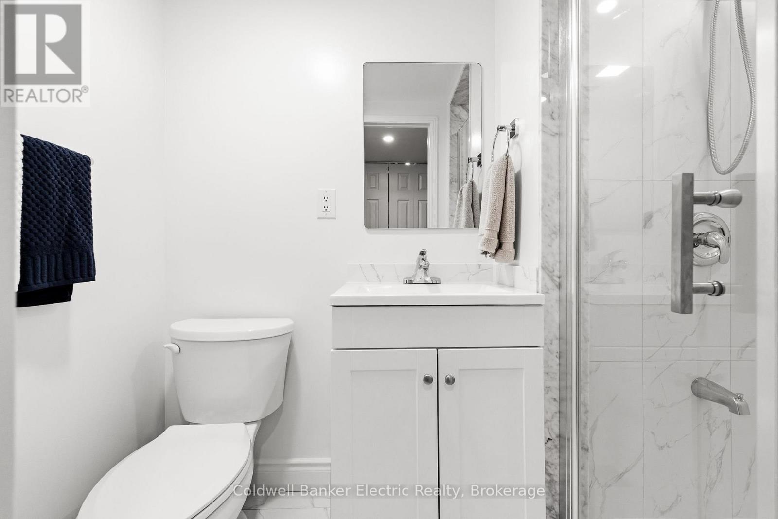 80 PLUMROSE PATHWAY - 29