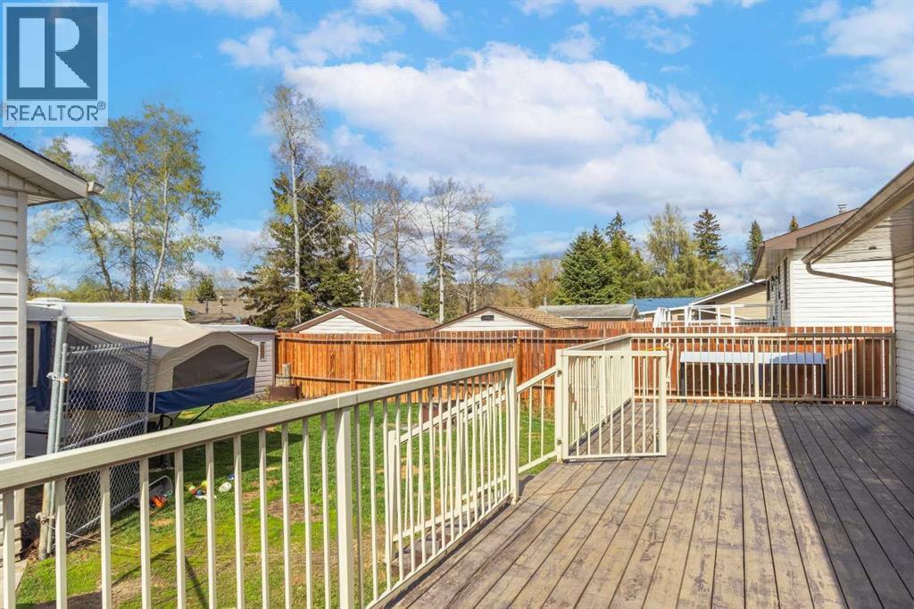 18 Clark Crescent - 35