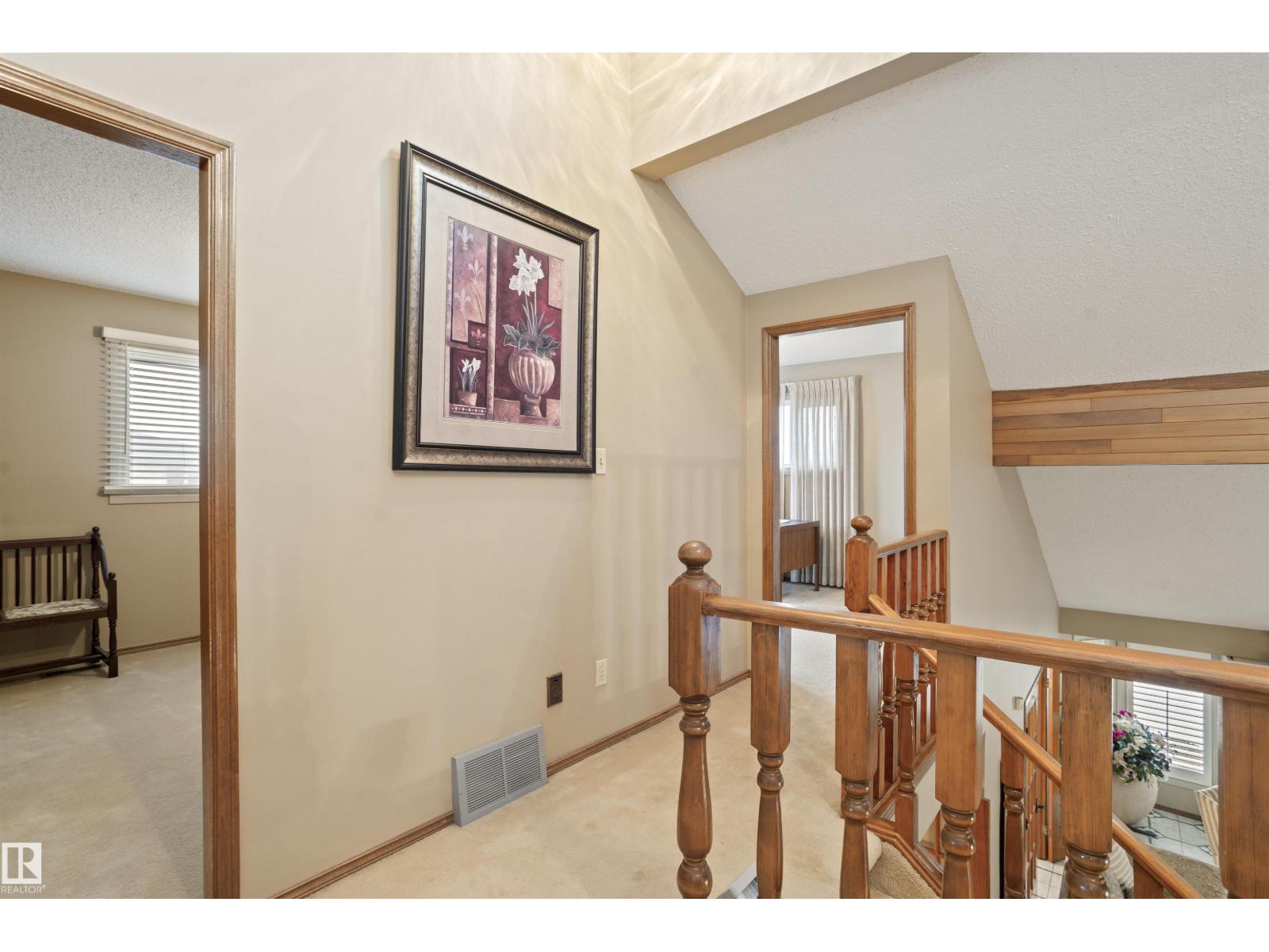 9831 158 AV NW - 47