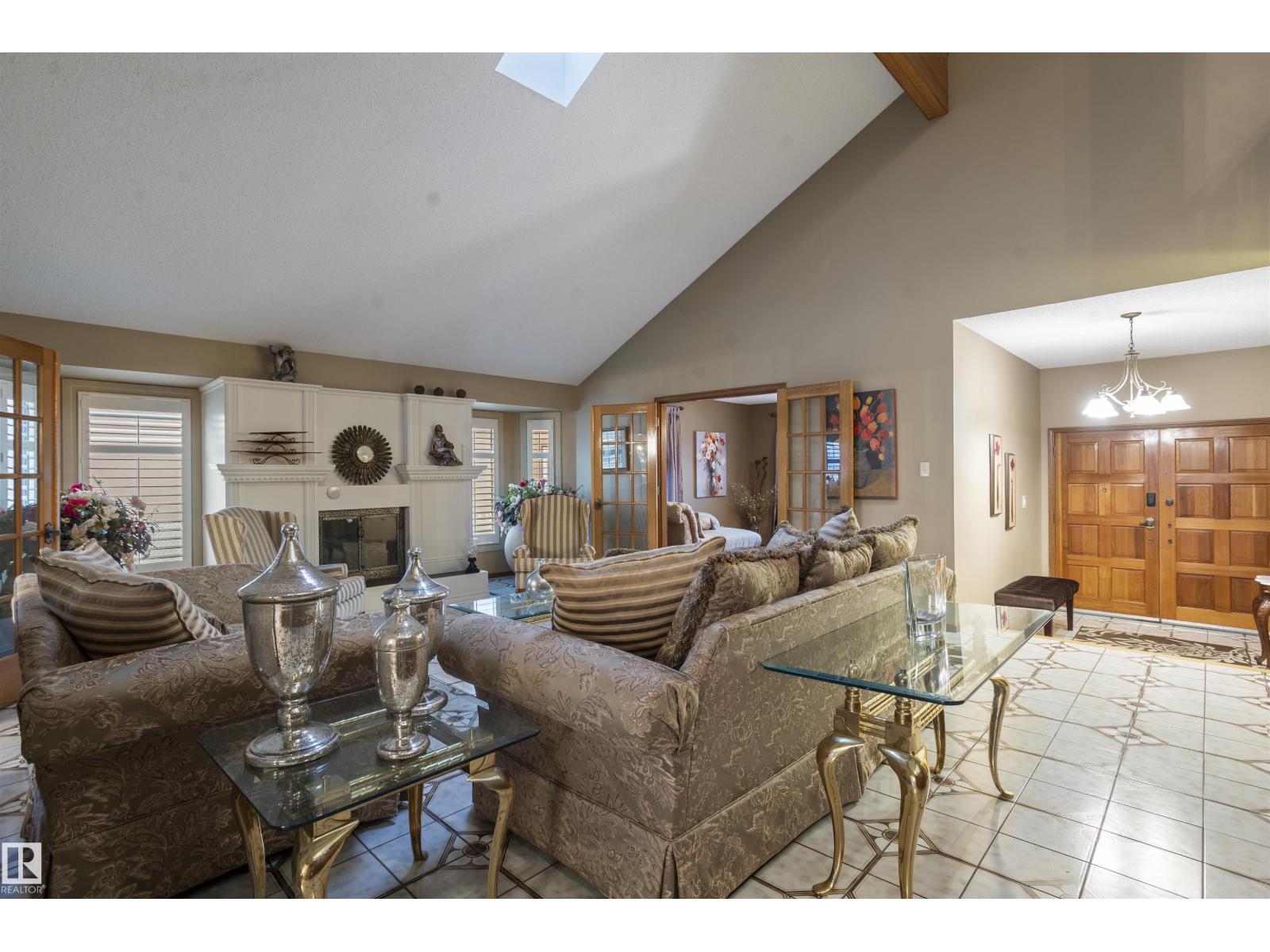 9831 158 AV NW - 8