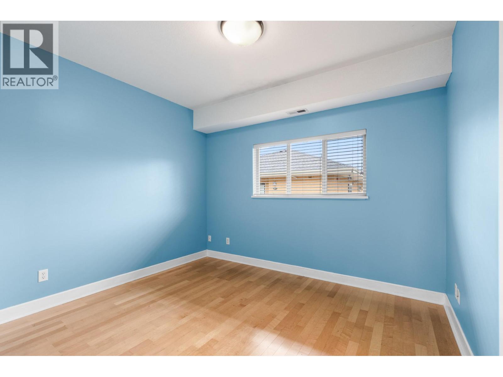 #335 3996 Beach Avenue - 17