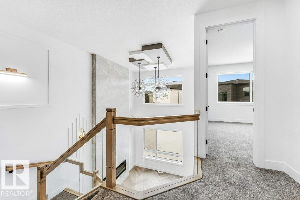 1824 62 AV NE - 19
