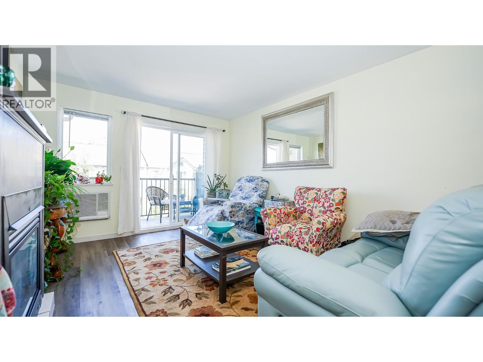 #408 650 Third Street SW - 7