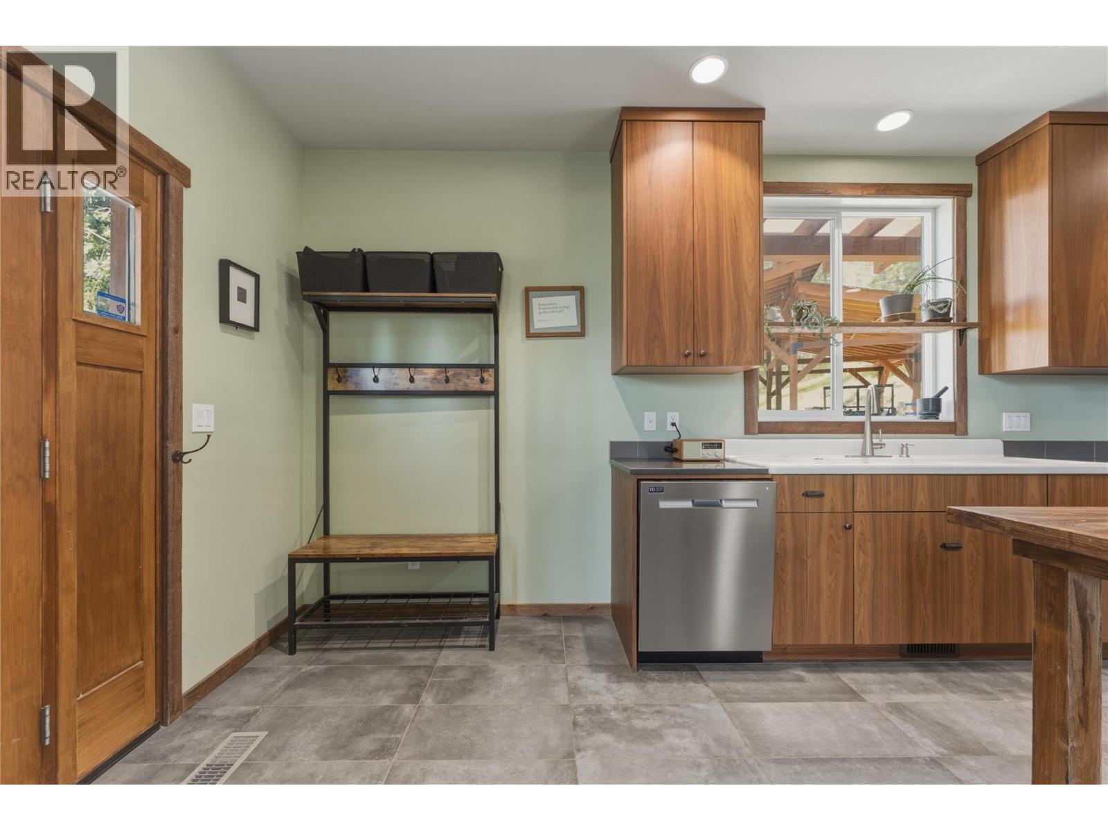 4091 Boss Creek Road, Vernon