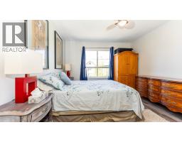 Living room - 650 Third Street Sw Unit# 408, Salmon Arm, BC V1E1P6 Photo 8