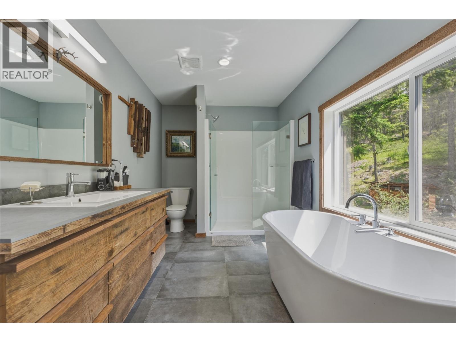 4091 Boss Creek Road, Vernon