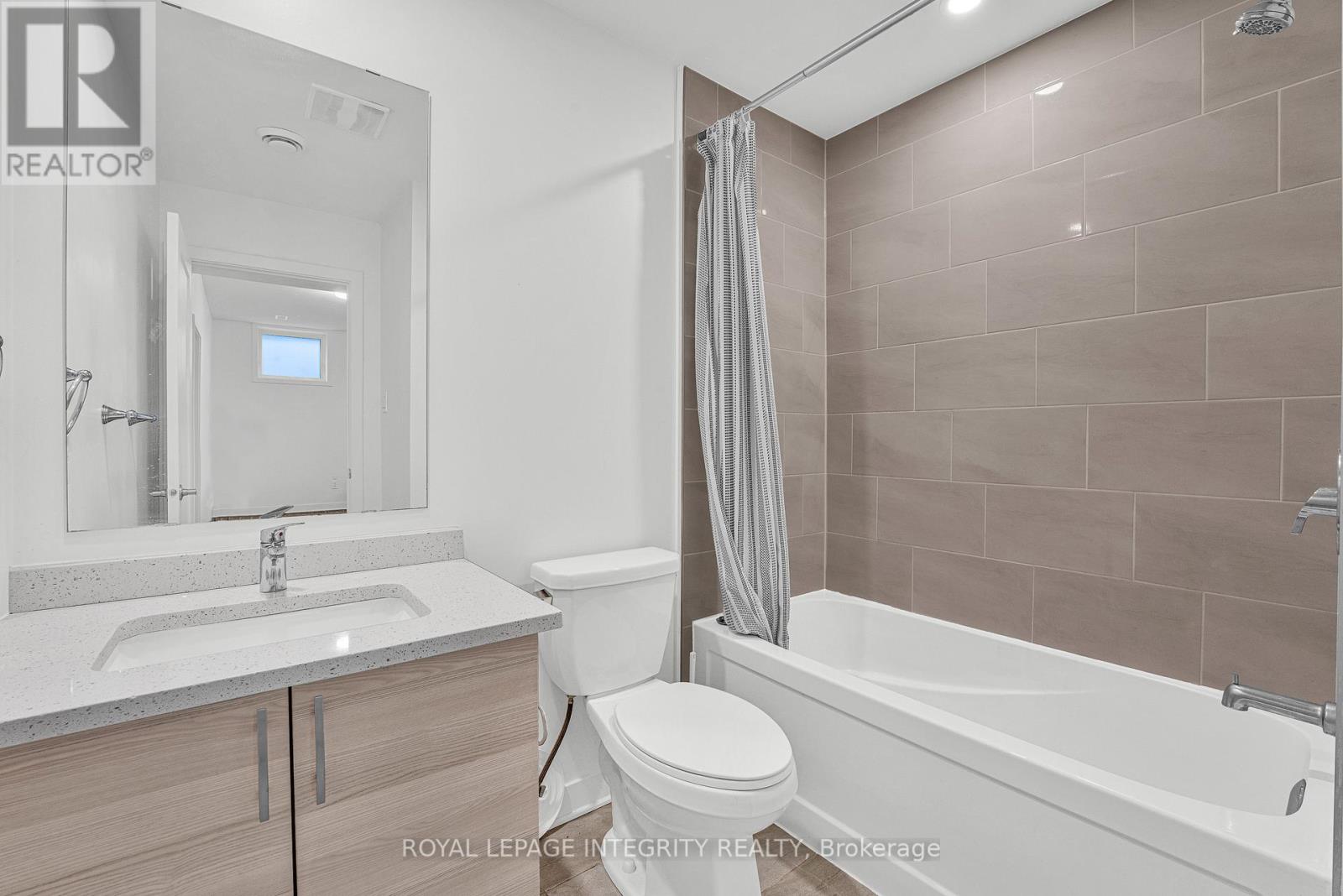 17 Bed, 10 Bath Multi-Family for Sale in Ottawa – 442 SUNNYSIDE AVENUE, Ottawa – MLS# X13172186 - Image 35