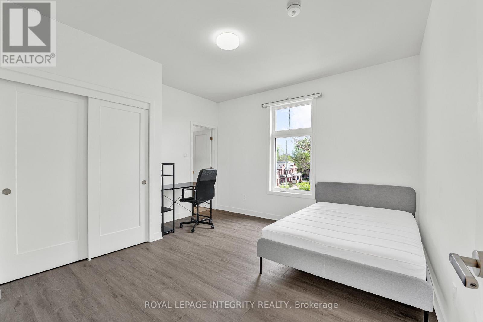 17 Bed, 10 Bath Multi-Family for Sale in Ottawa – 442 SUNNYSIDE AVENUE, Ottawa – MLS# X13172186 - Image 46