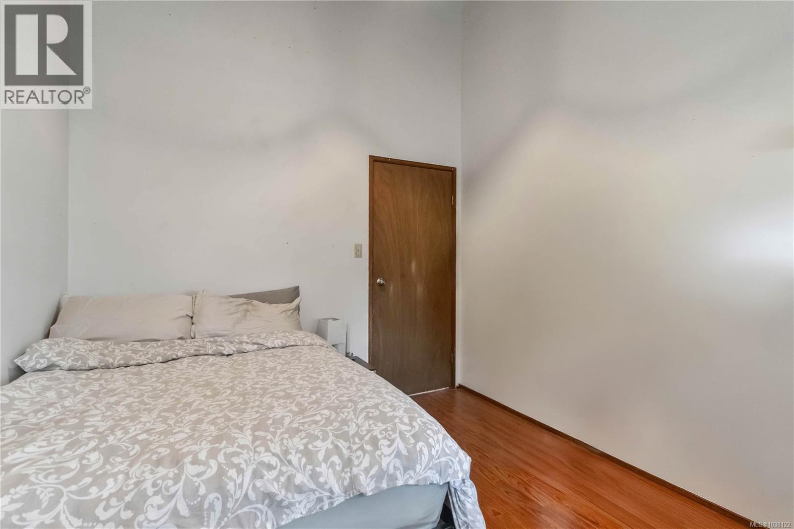  2753 Arbutus Road, Saanich