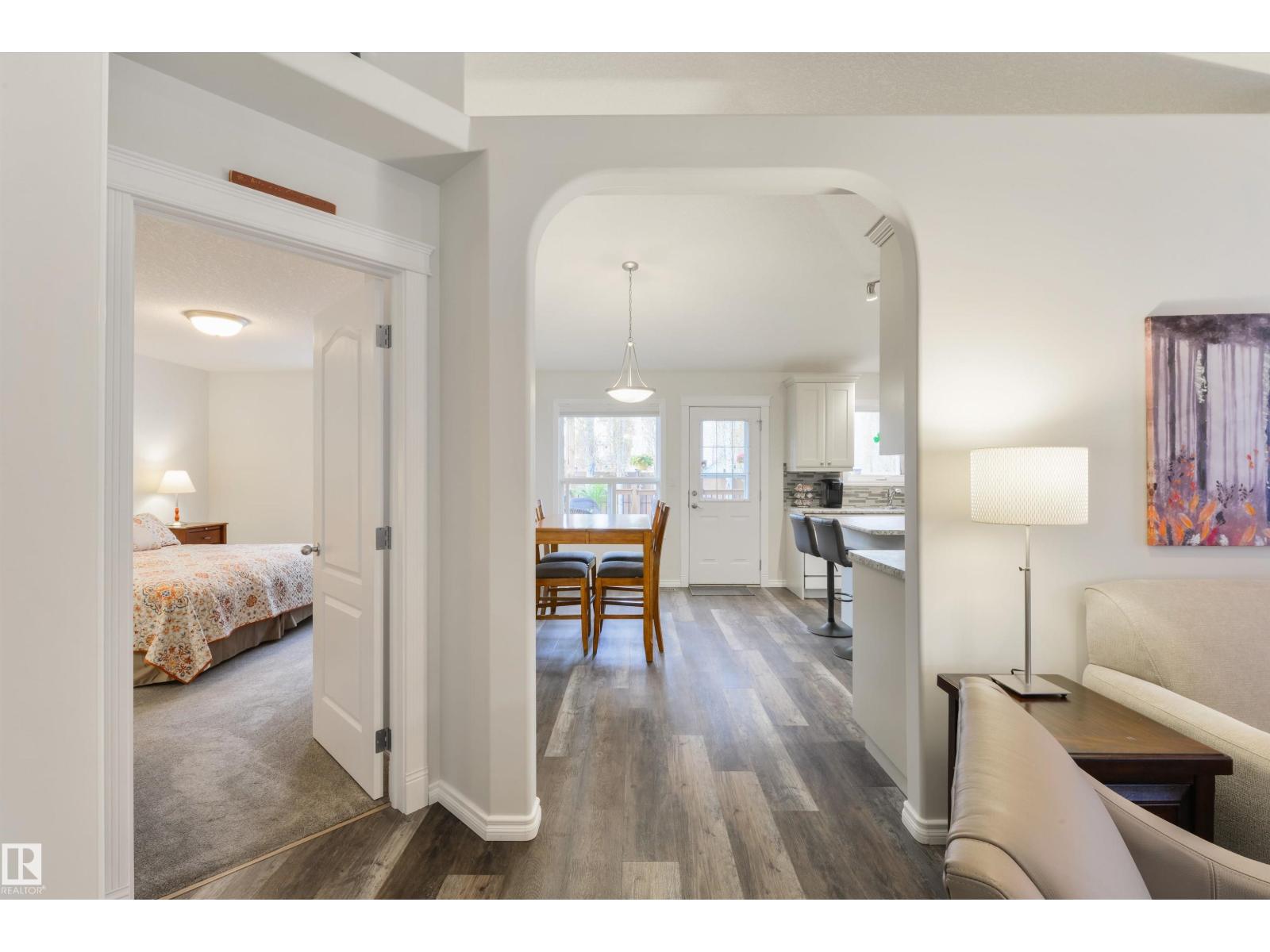 7 HARVARD PL — photo 9
