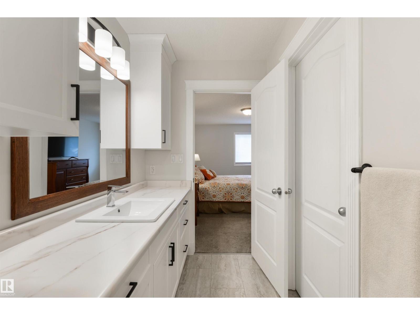 7 HARVARD PL — photo 19
