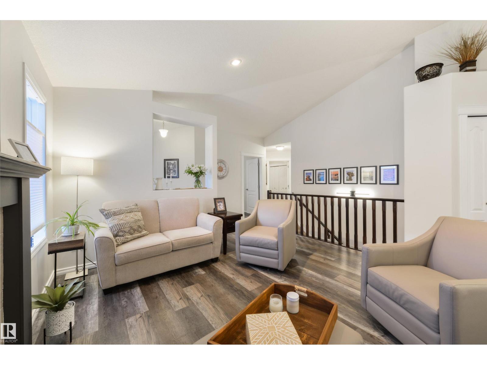 7 HARVARD PL — photo 8