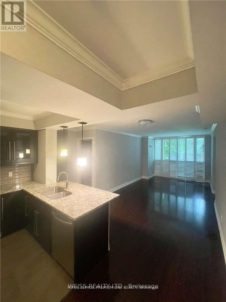 Listing photo of 221 - 18 WILLIAM CARSON CRESCENT