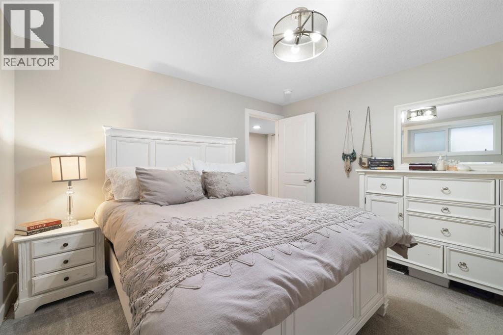 8 Emberside Glen - 39