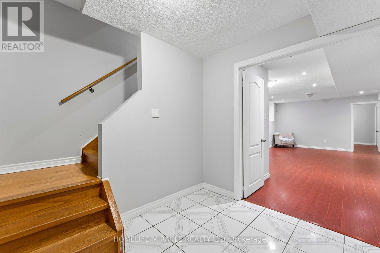58 DOVEHAVEN CRESCENT - 35