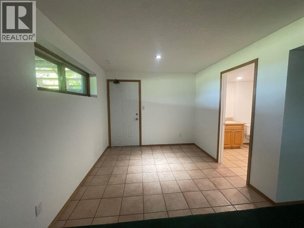 6701 15 Avenue - 42