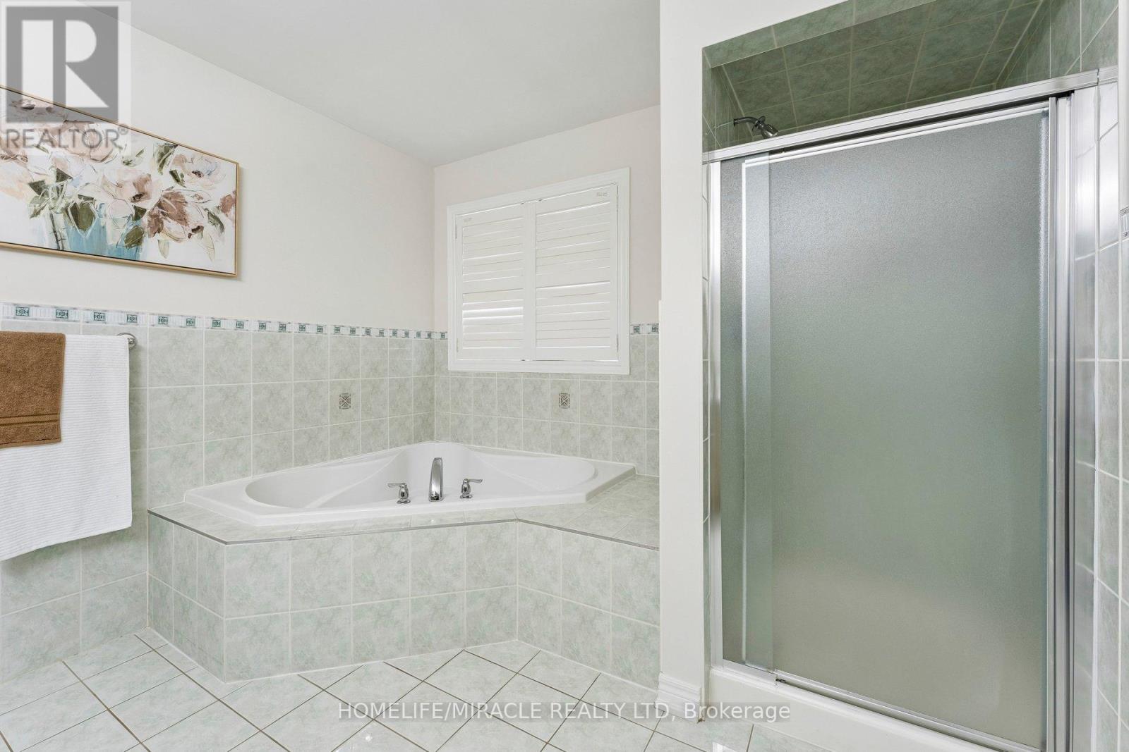 58 DOVEHAVEN CRESCENT - 25