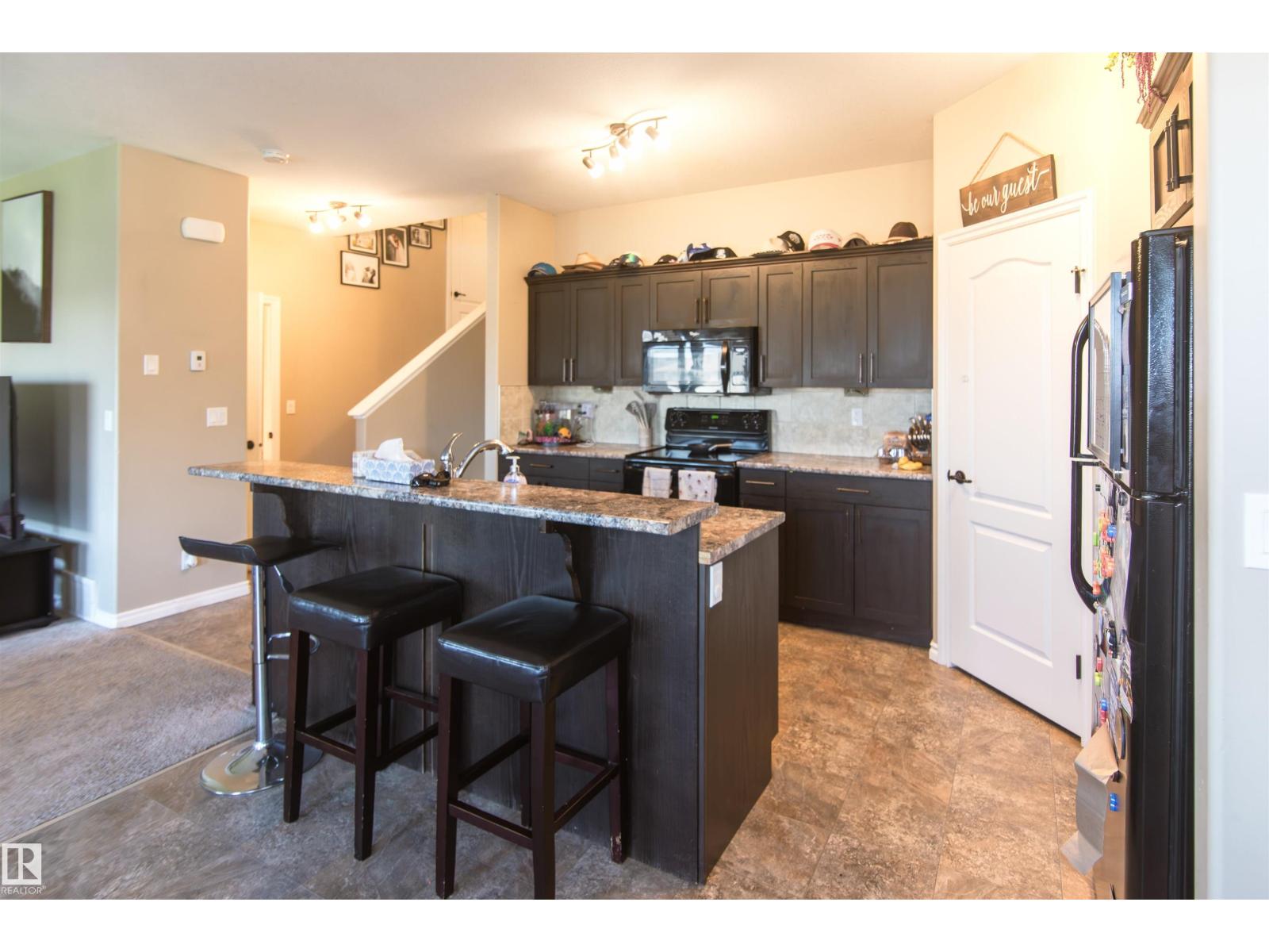 3731 44 AV — photo 10